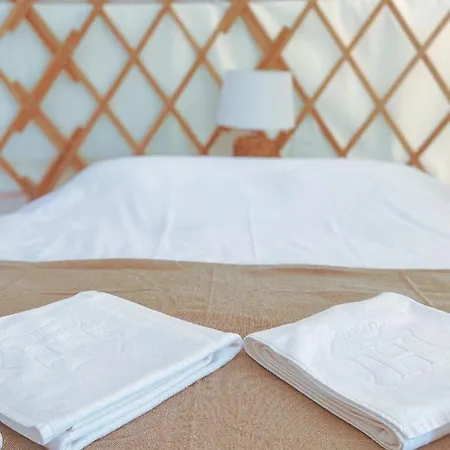 Glamping Iurte Mongole Spiritul Zimbrului Luxury tent