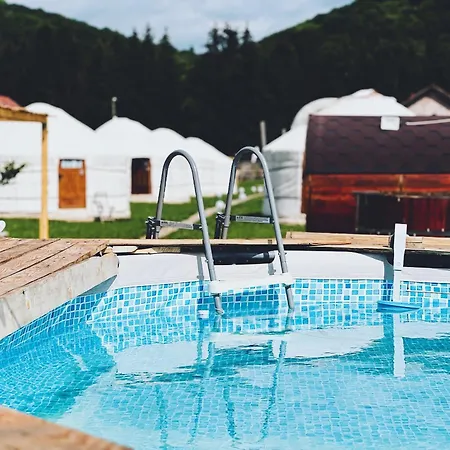 Luxe tent Glamping Iurte Mongole Spiritul Zimbrului