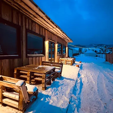 Glamping Iurte Mongole Spiritul Zimbrului