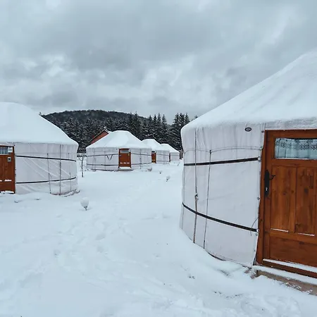 Glamping Iurte Mongole Spiritul Zimbrului Luxe tent 3*