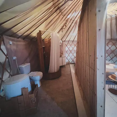 Luxe tent Glamping Iurte Mongole Spiritul Zimbrului