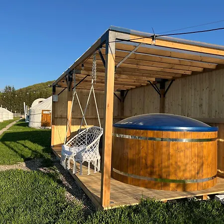 Glamping Iurte Mongole Spiritul Zimbrului 3*
