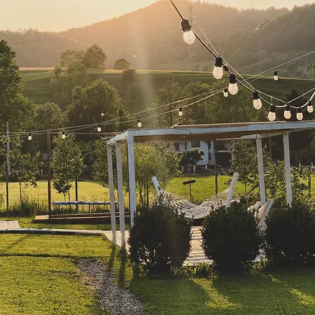 Glamping Iurte Mongole Spiritul Zimbrului Vama Buzăului
